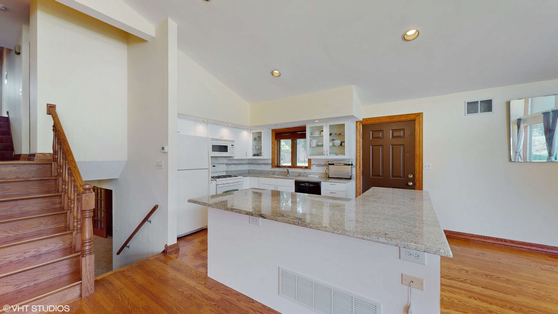 270 W Fremont Avenue