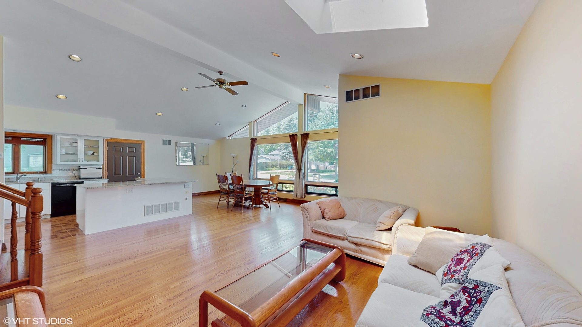 270 W Fremont Avenue