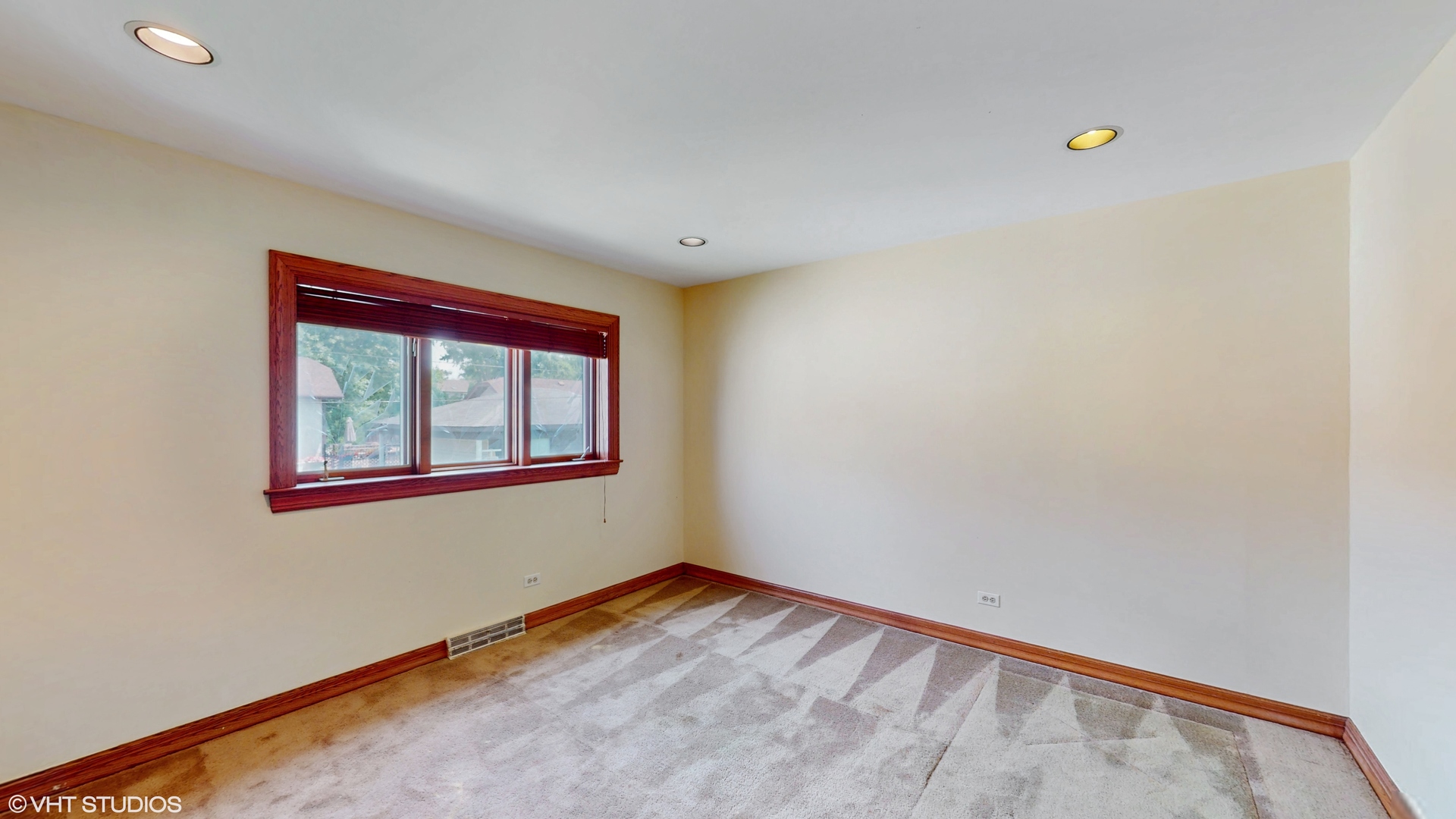 270 W Fremont Avenue