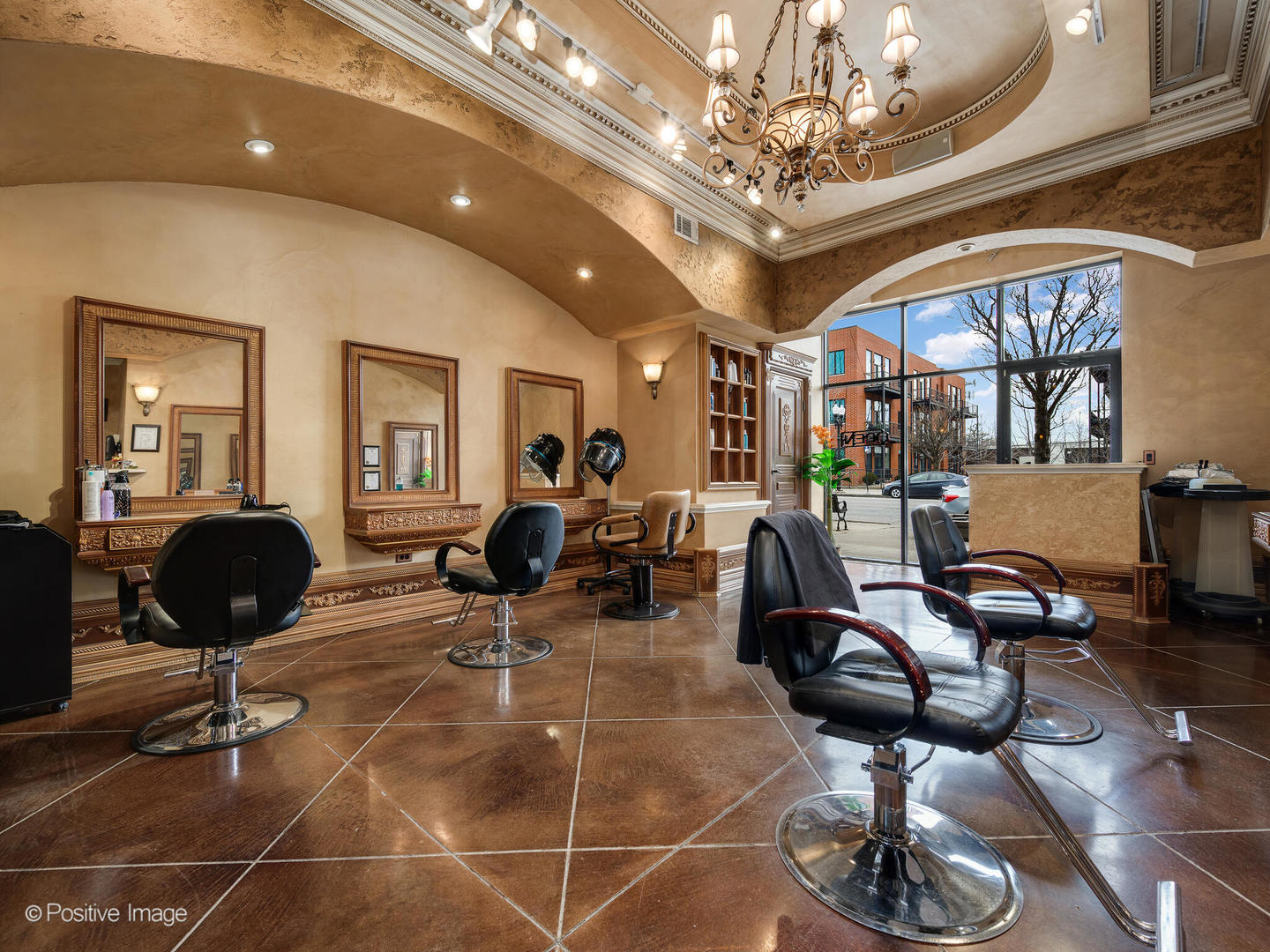 7162 W GRAND Avenue Unit: 1EW