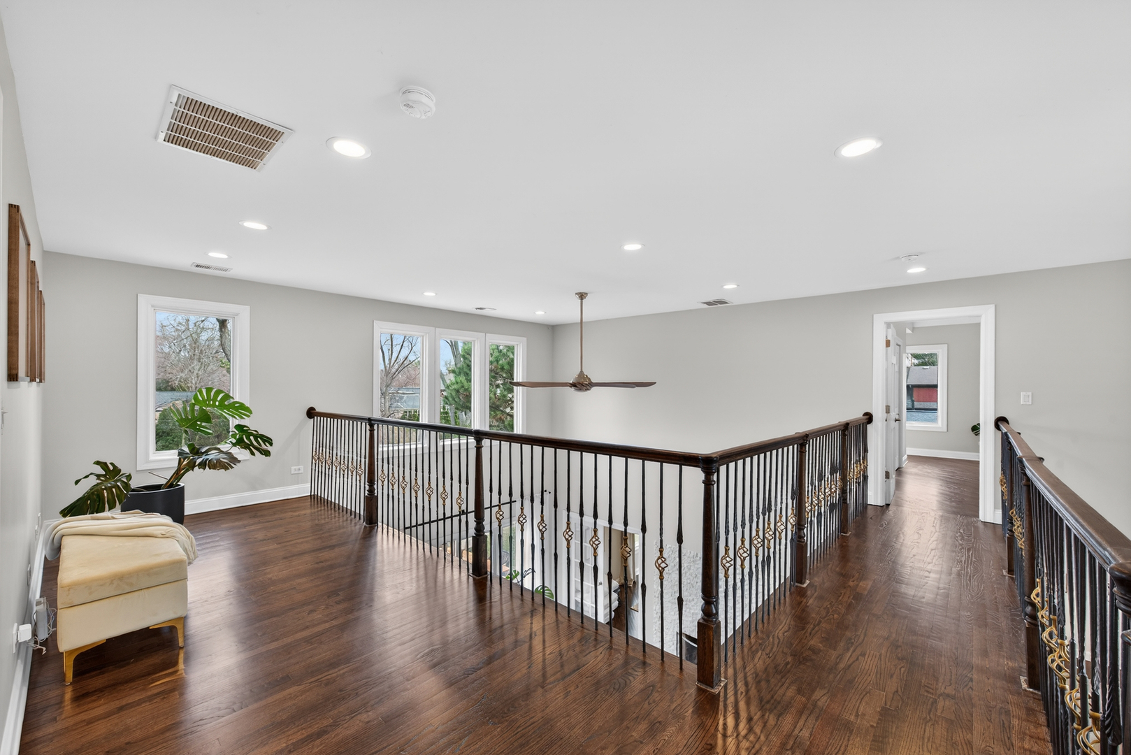 332 E Central Road