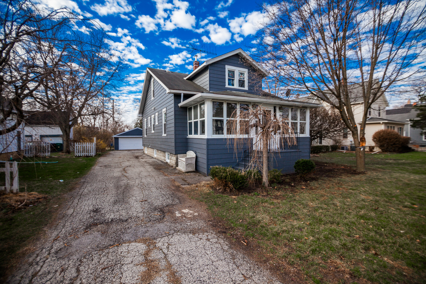235 W Ash Street