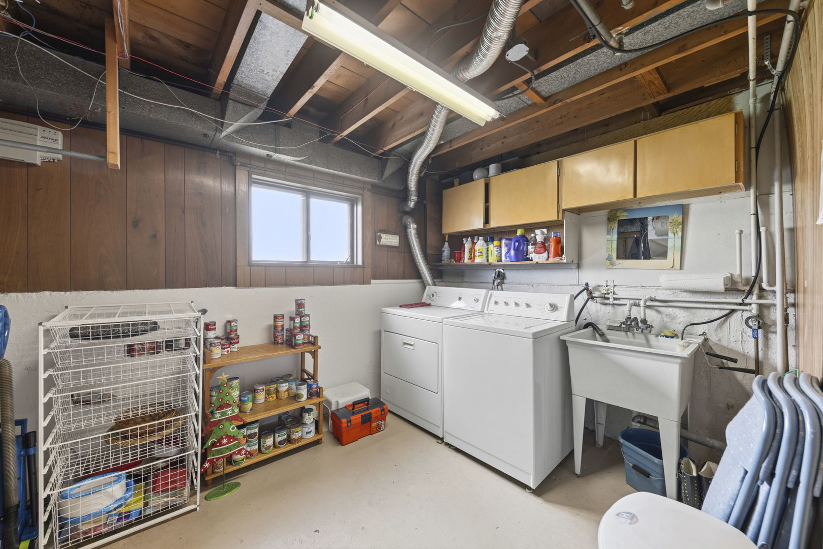 2345 Boeger Avenue
