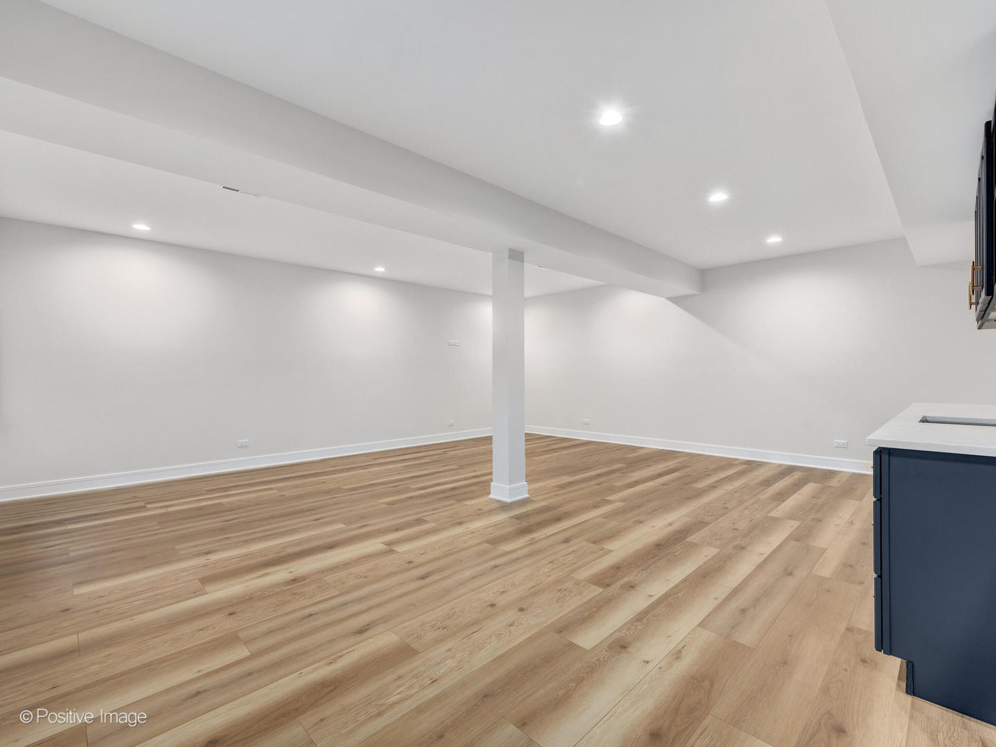 104 N Evergreen Avenue