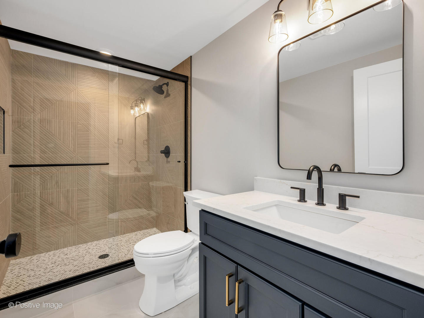 104 N Evergreen Avenue