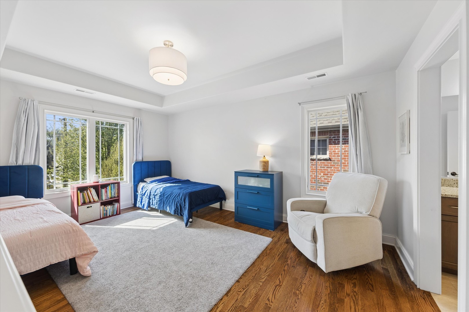 700 S Swain Avenue