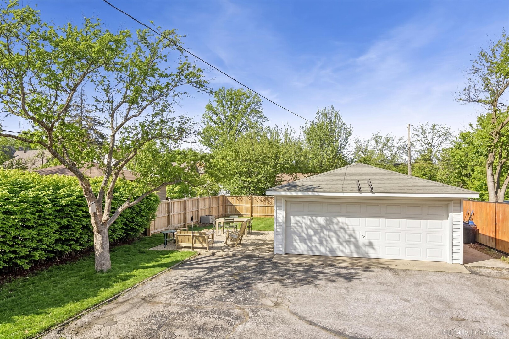275 W North Avenue