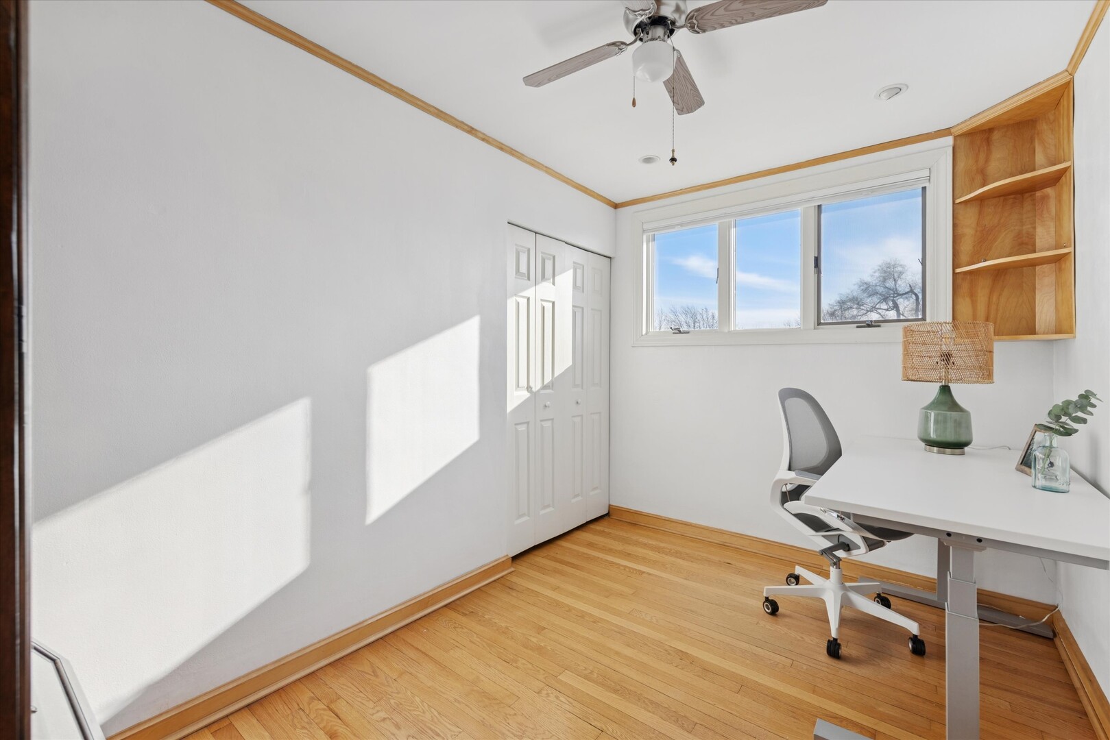 275 W North Avenue