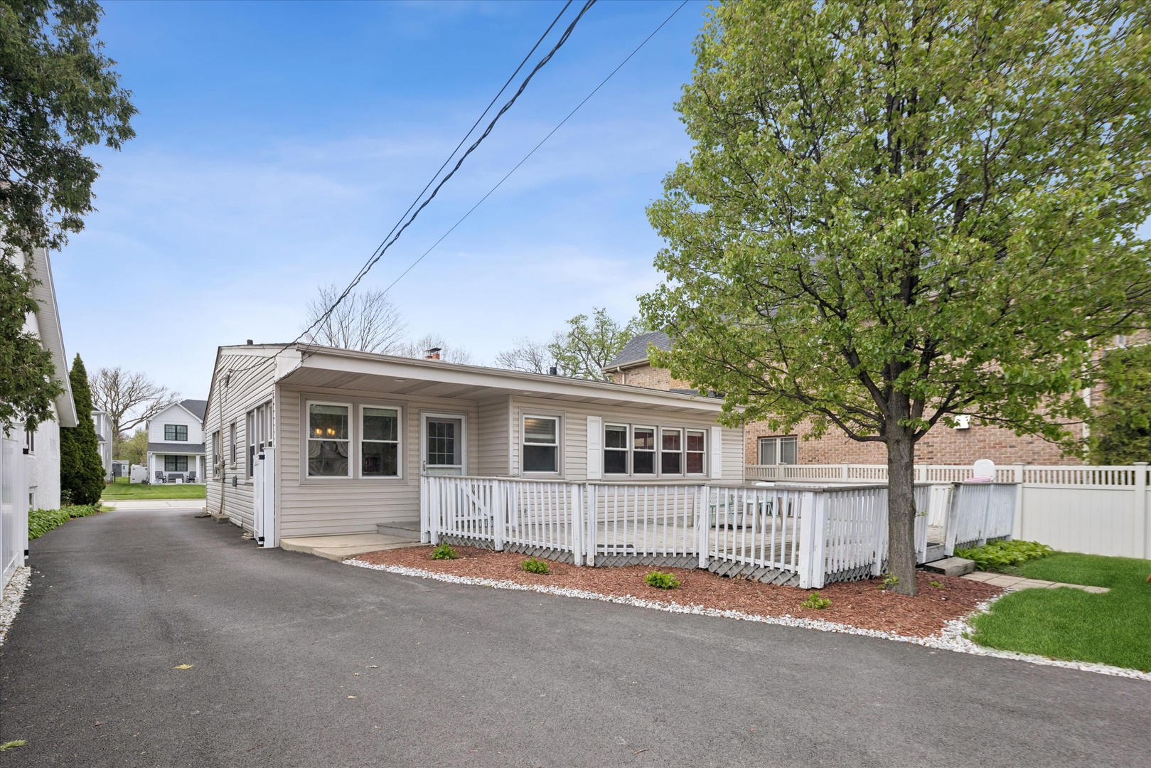 291 N Maple Avenue