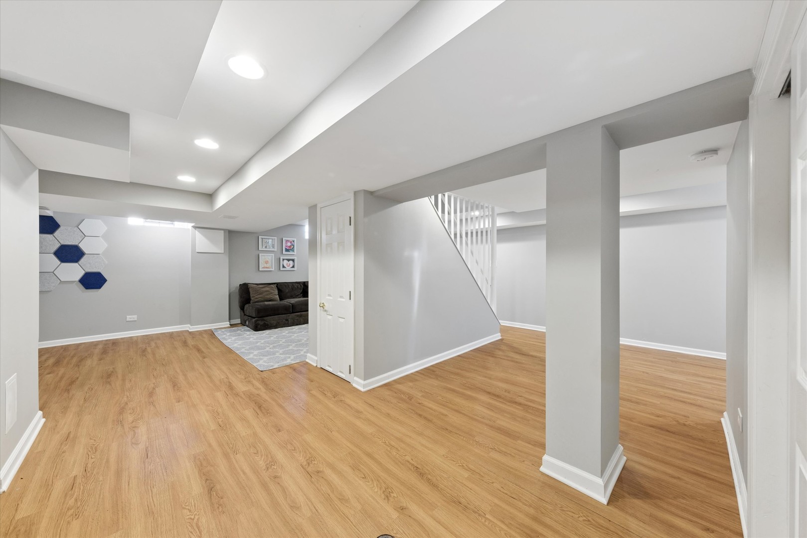 349 E Ridge Avenue