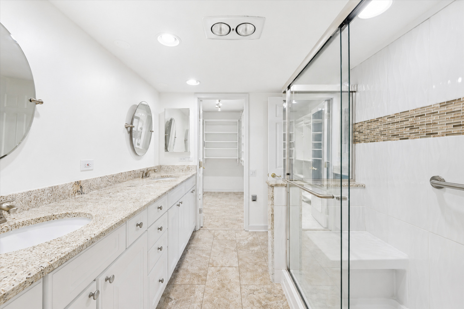 2 S ATRIUM Way Unit: 603