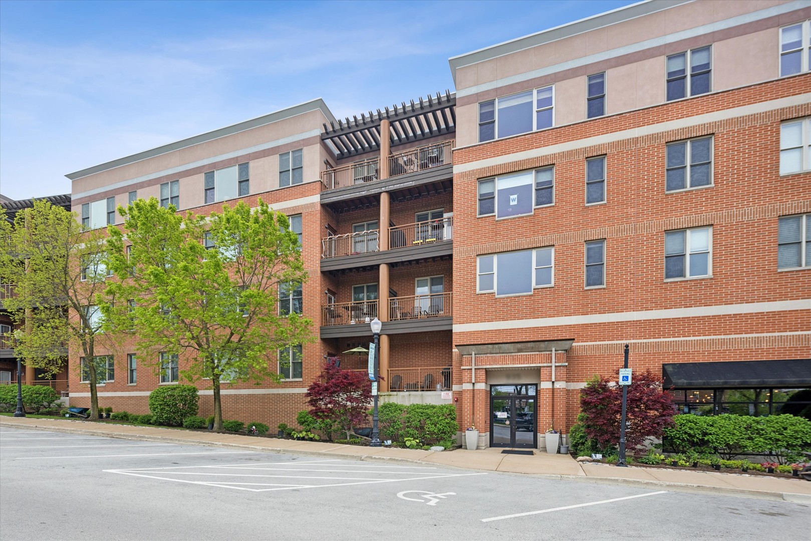 935 Burlington Avenue Unit: 110