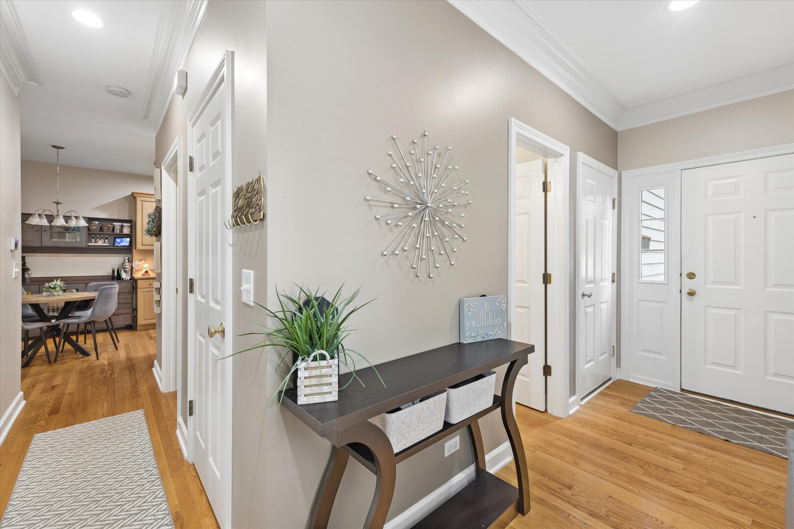 5 W Grove Street