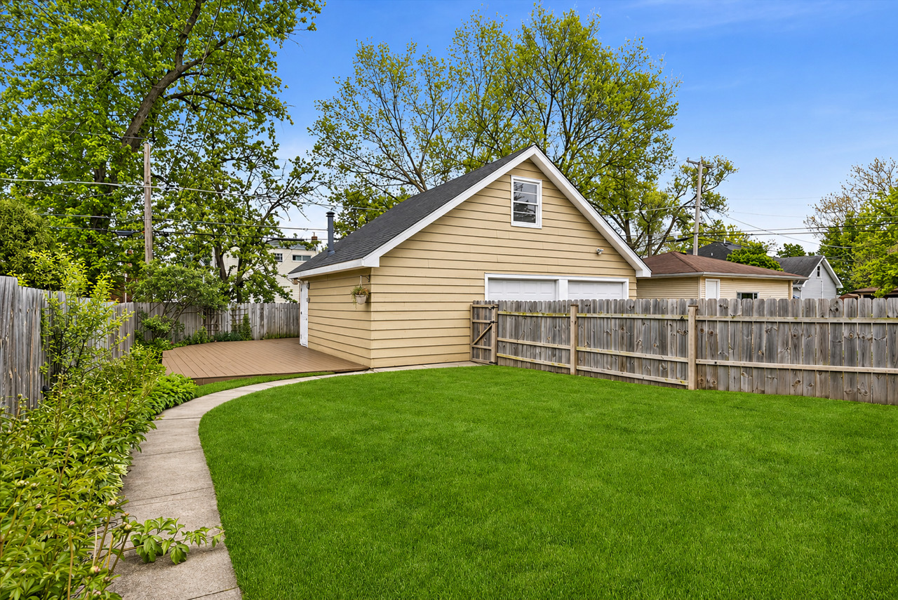 923 S Fairfield Avenue