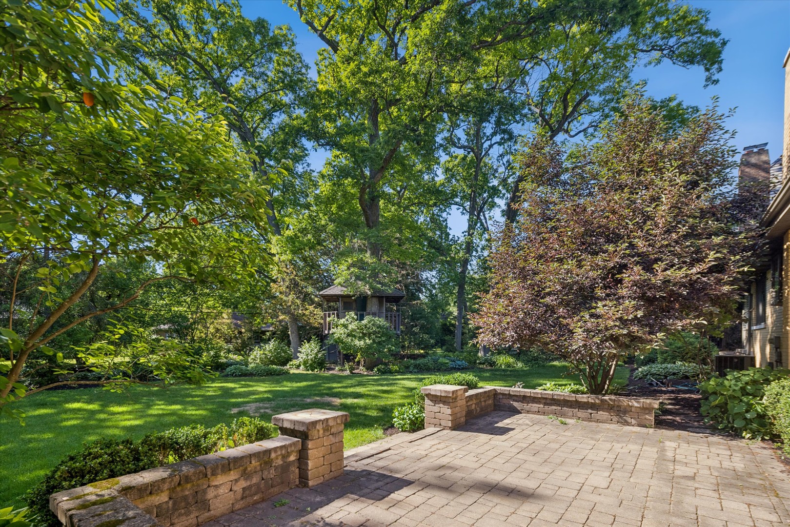 600 Midway Park Avenue