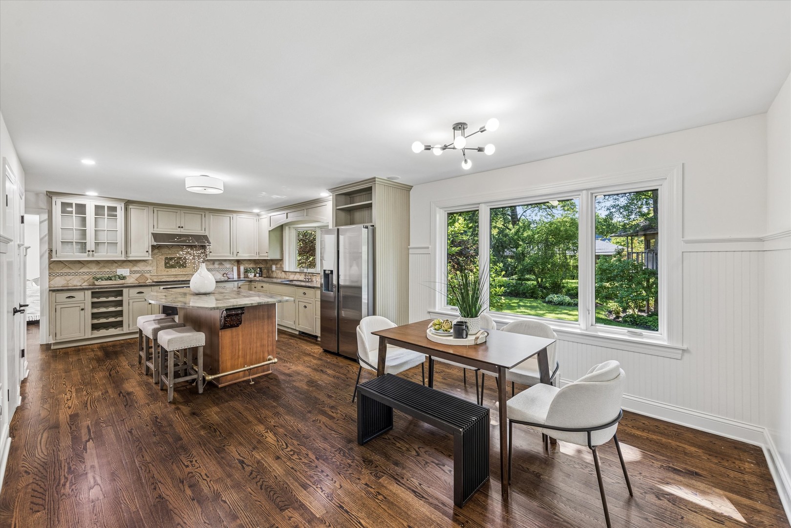 600 Midway Park Avenue