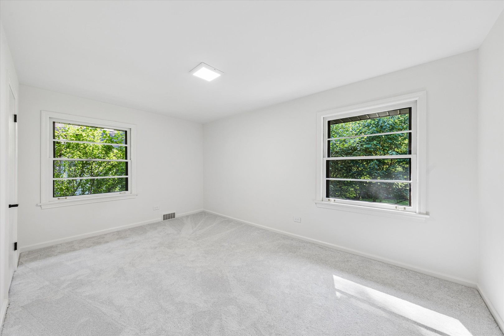 600 Midway Park Avenue