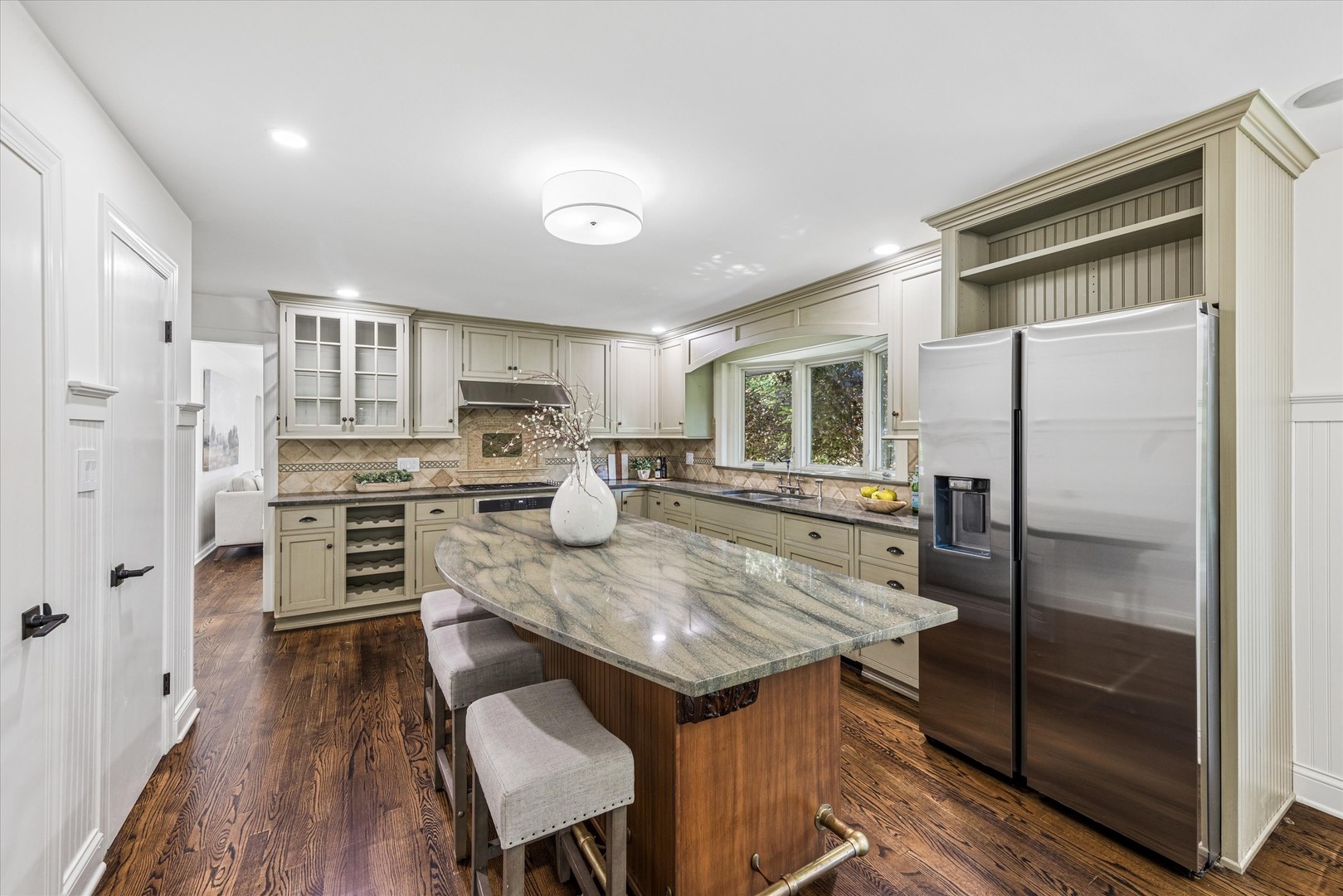600 Midway Park Avenue