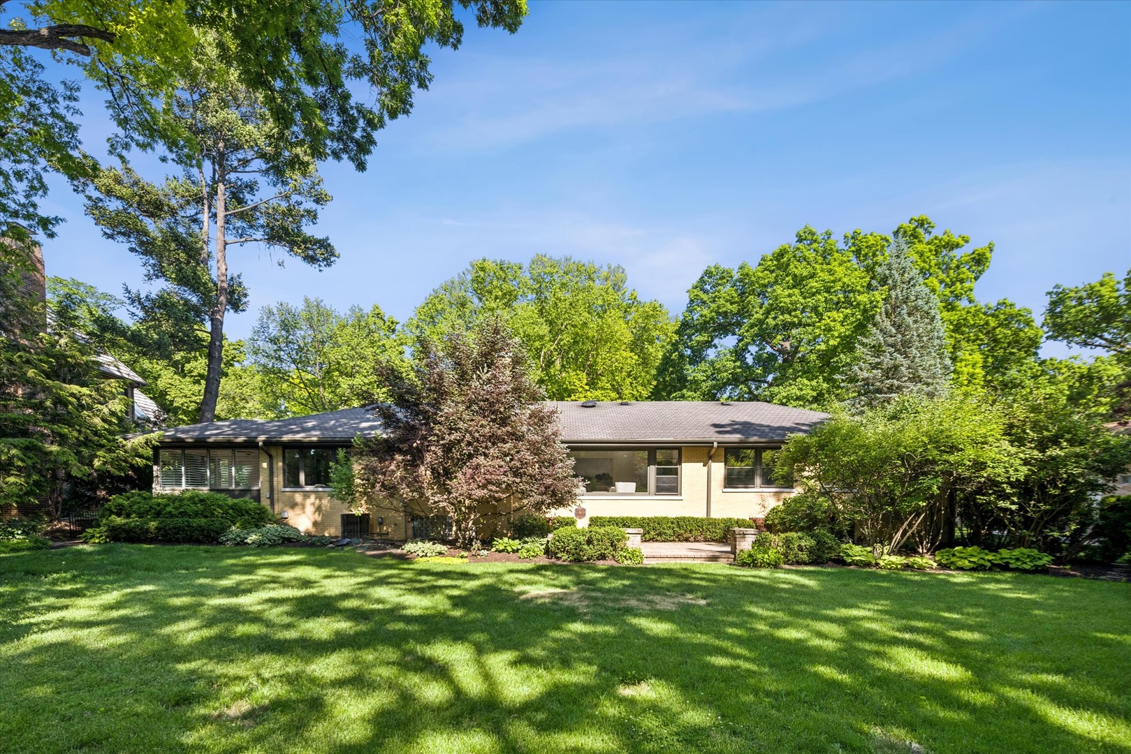 600 Midway Park Avenue