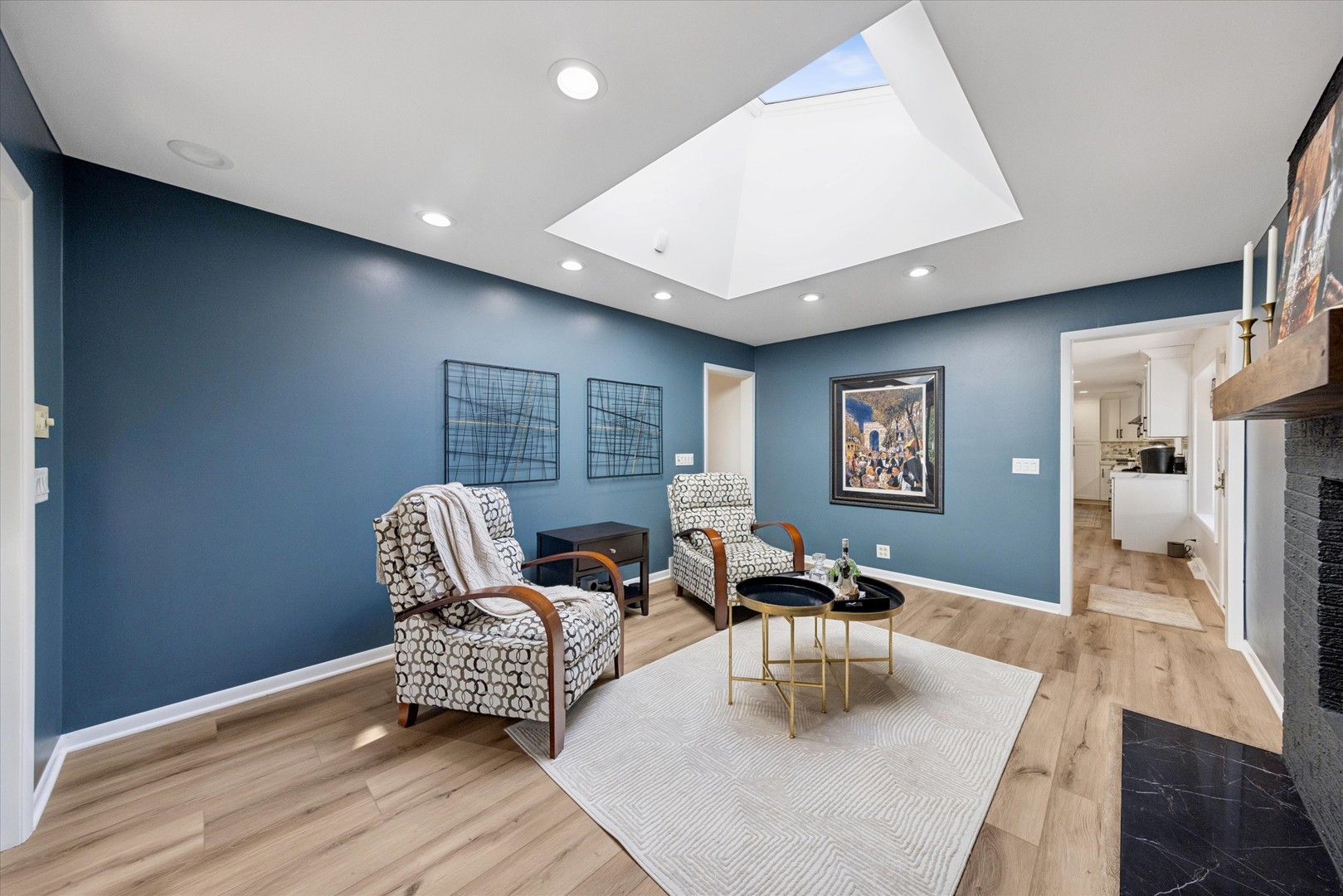 116 E Adams Street