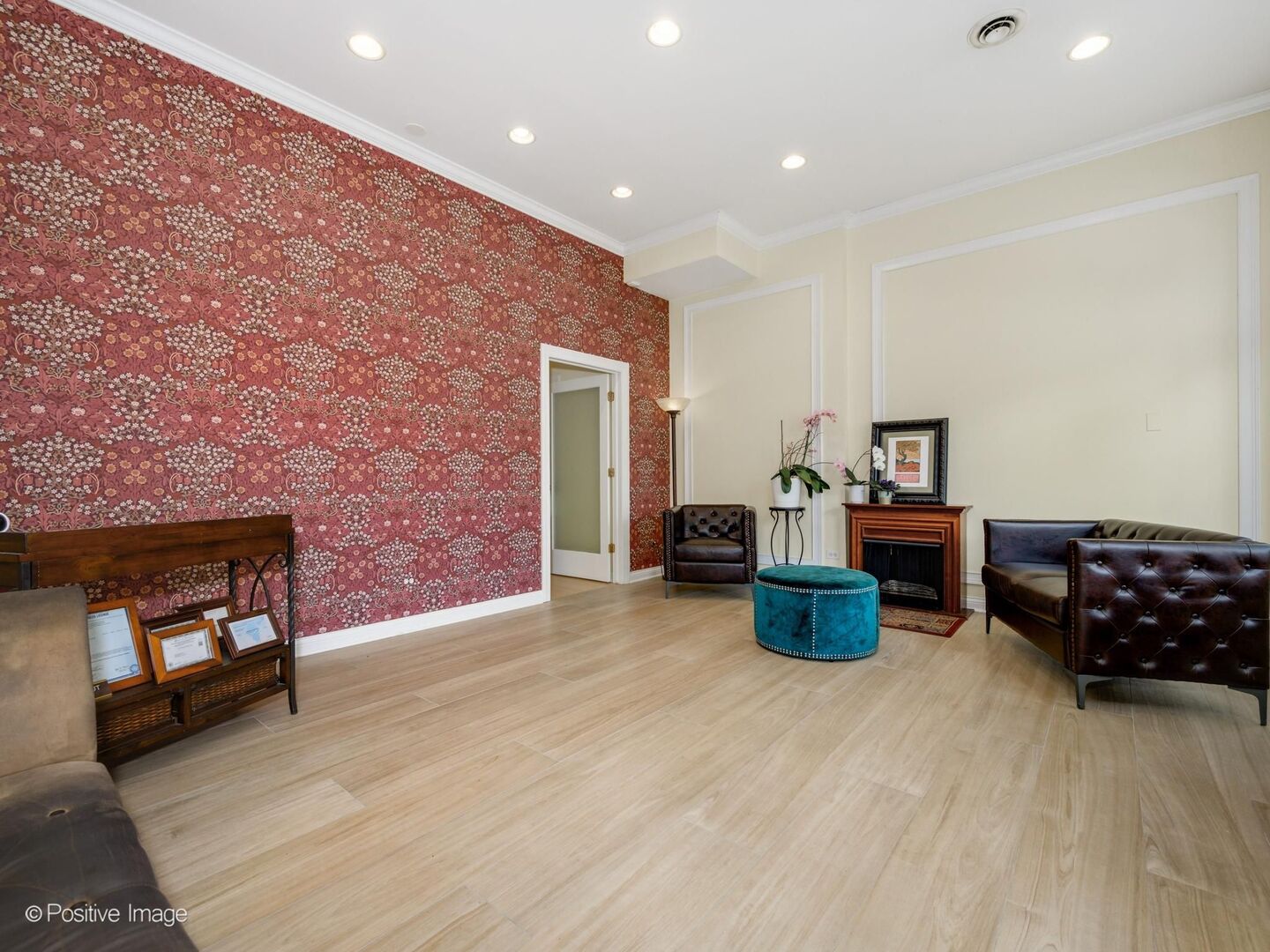 3248 N SHEFFIELD Avenue Unit: 1