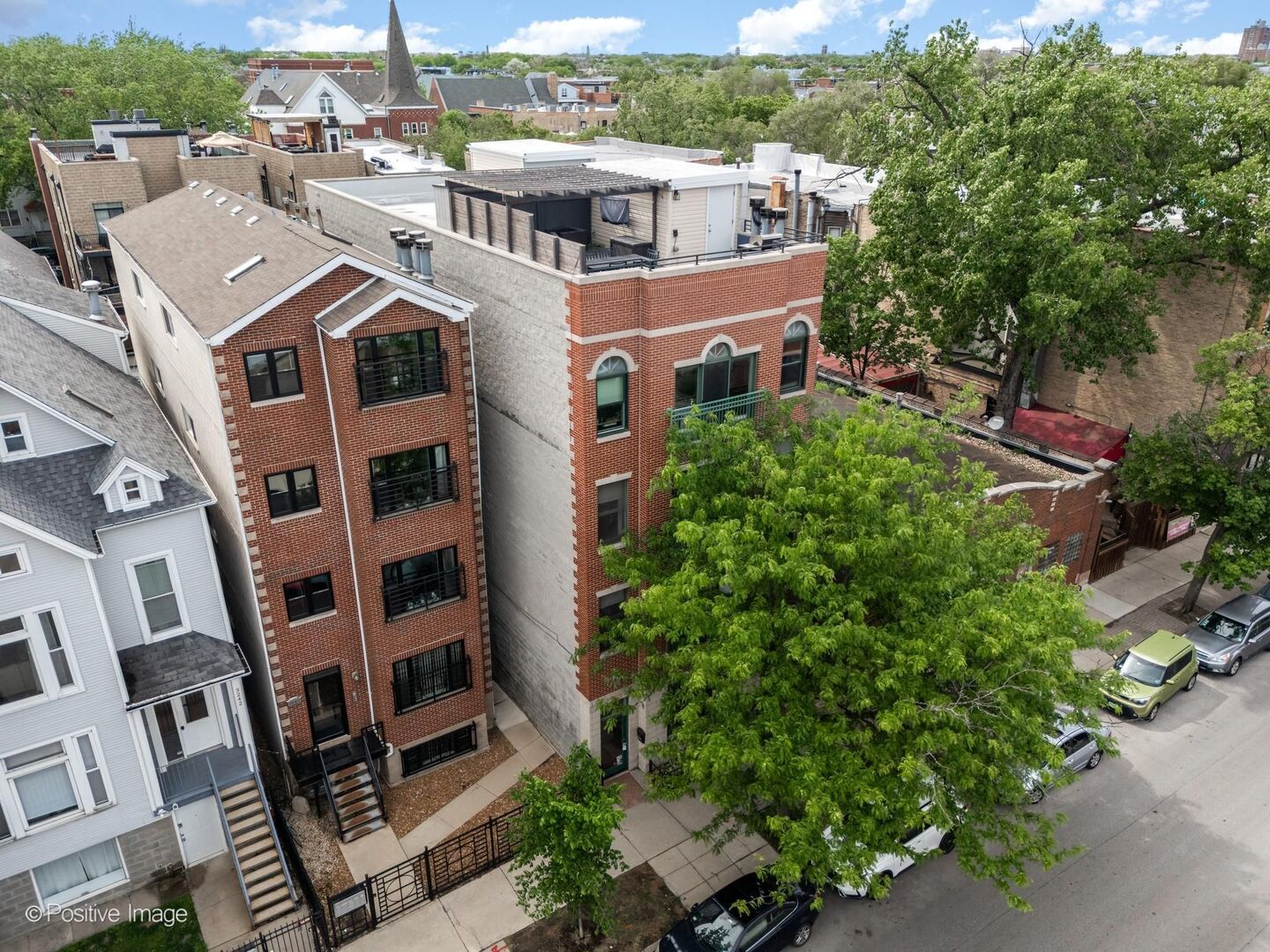 3248 N SHEFFIELD Avenue Unit: 1
