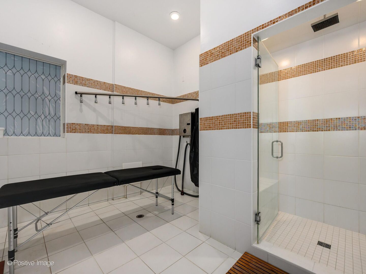 3248 N SHEFFIELD Avenue Unit: 1