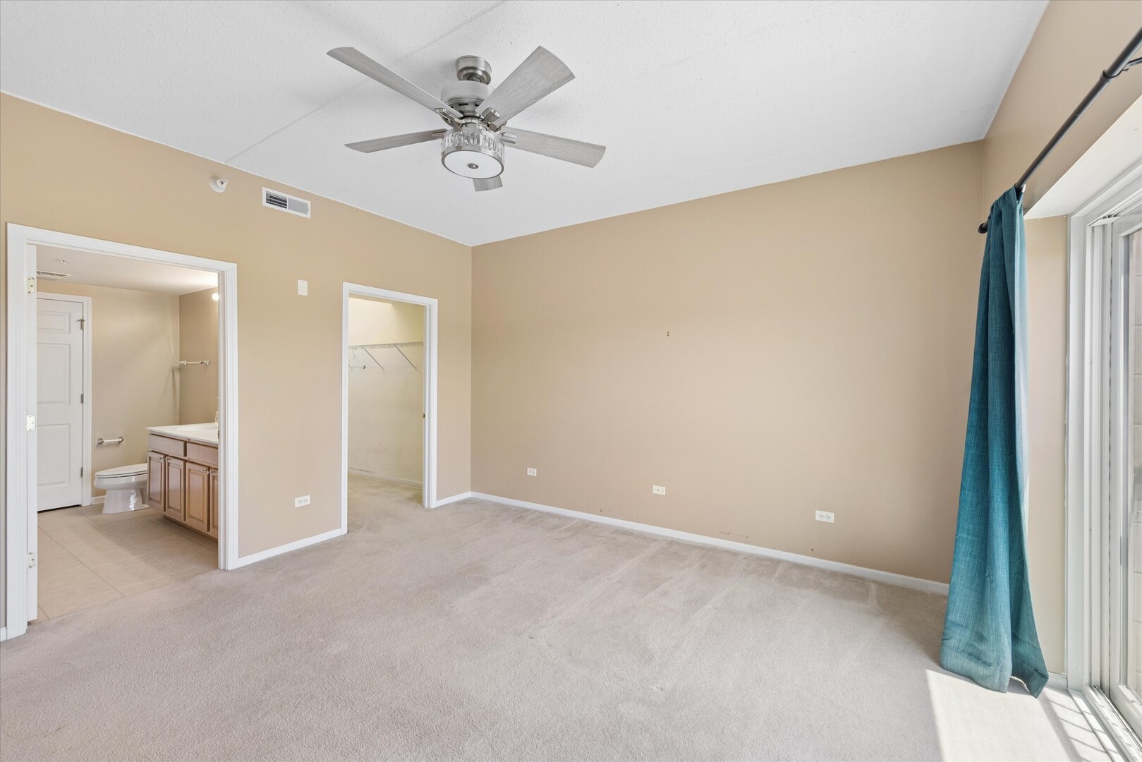 8822 BROOKFIELD Avenue Unit: 405