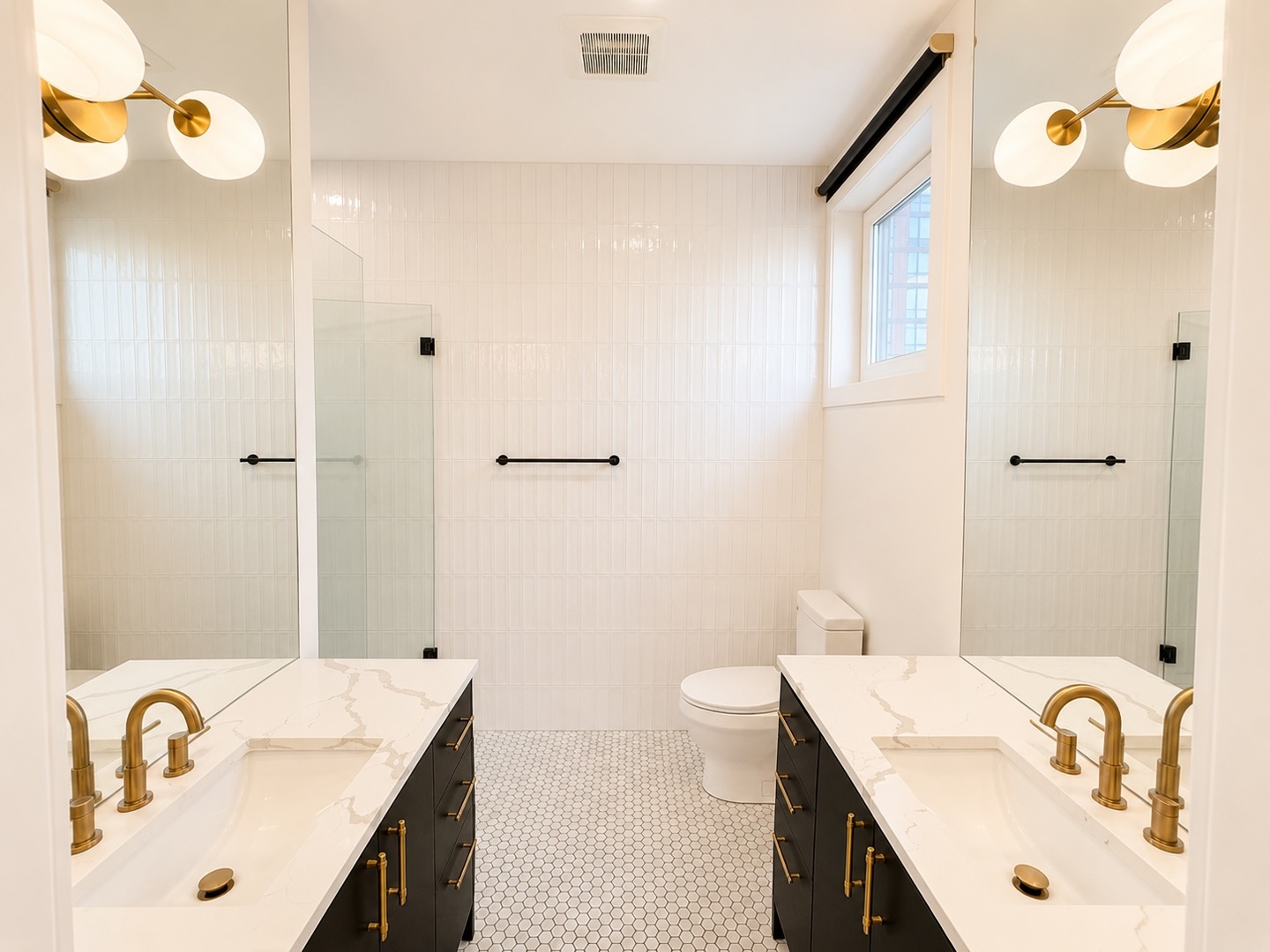1653 W Division Street Unit: 2