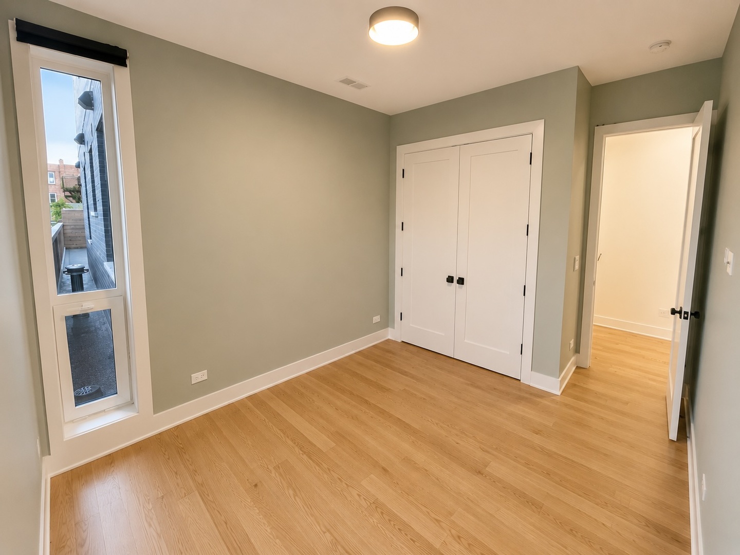 1653 W Division Street Unit: 2