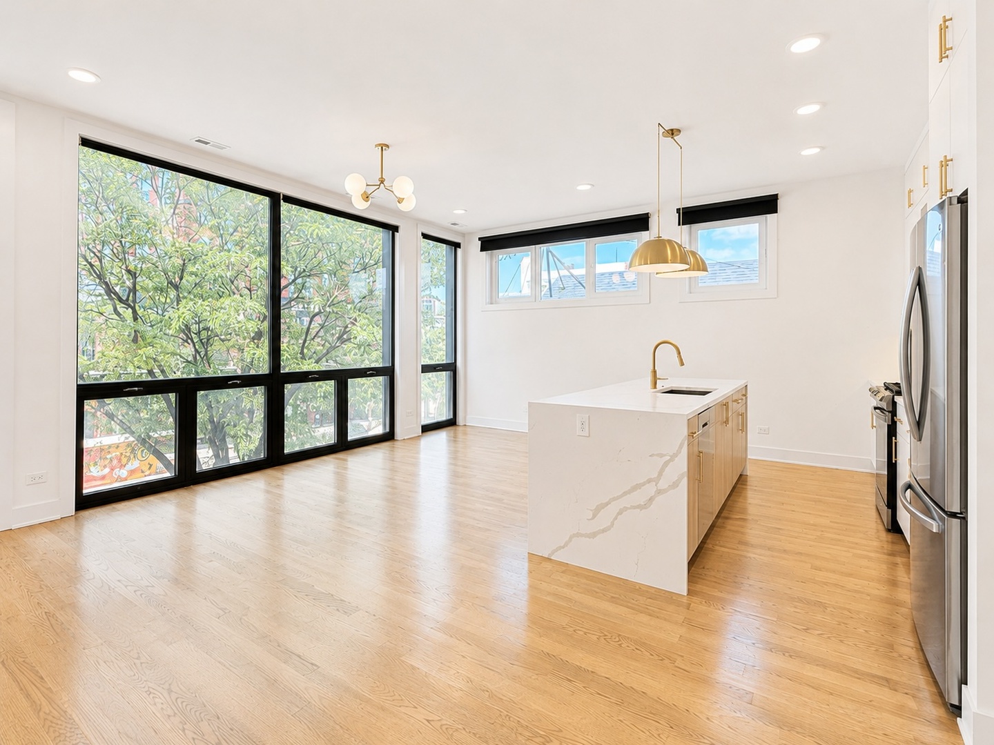 1653 W Division Street Unit: 2