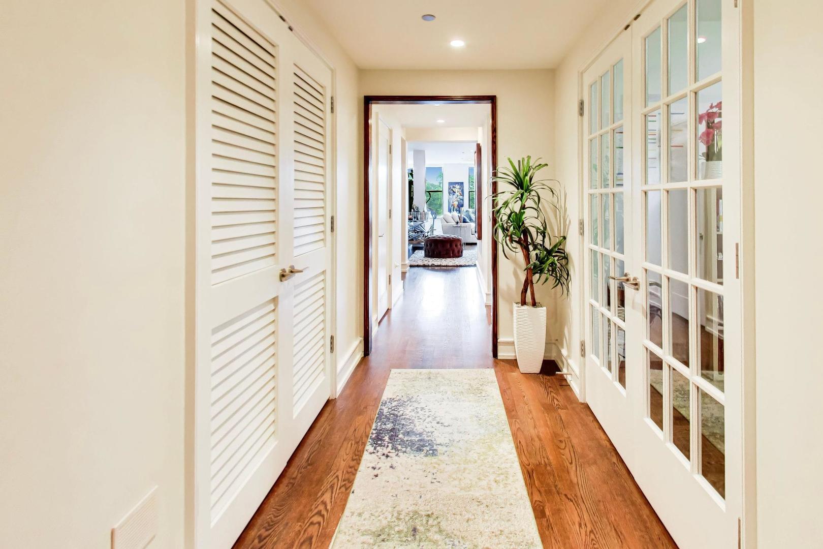 318 S Michigan Avenue Unit: 400