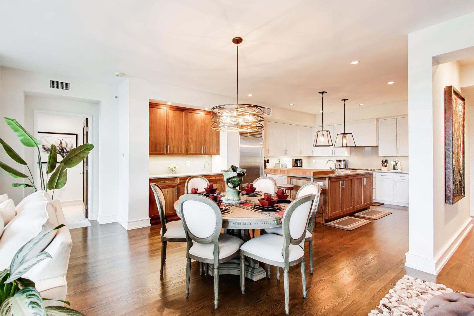 318 S Michigan Avenue Unit: 400