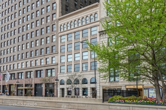 318 S Michigan Avenue Unit: 400
