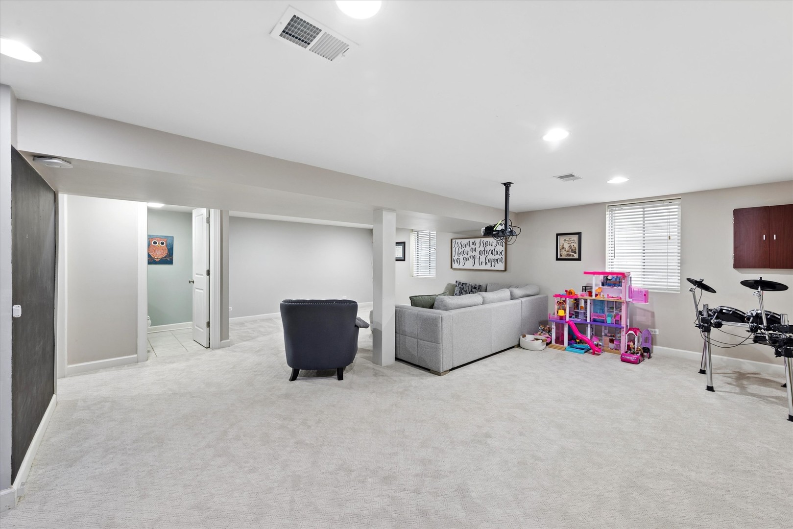 575 S Fern Avenue