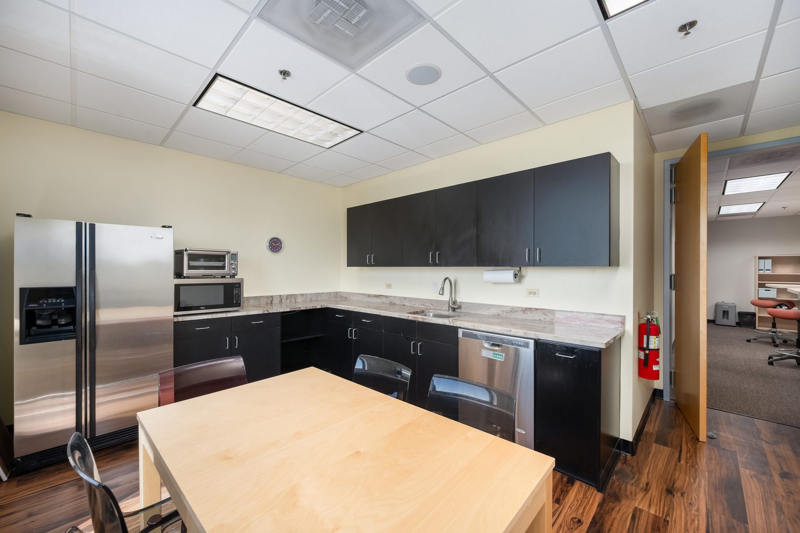 10700 W Higgins Road Unit: 300