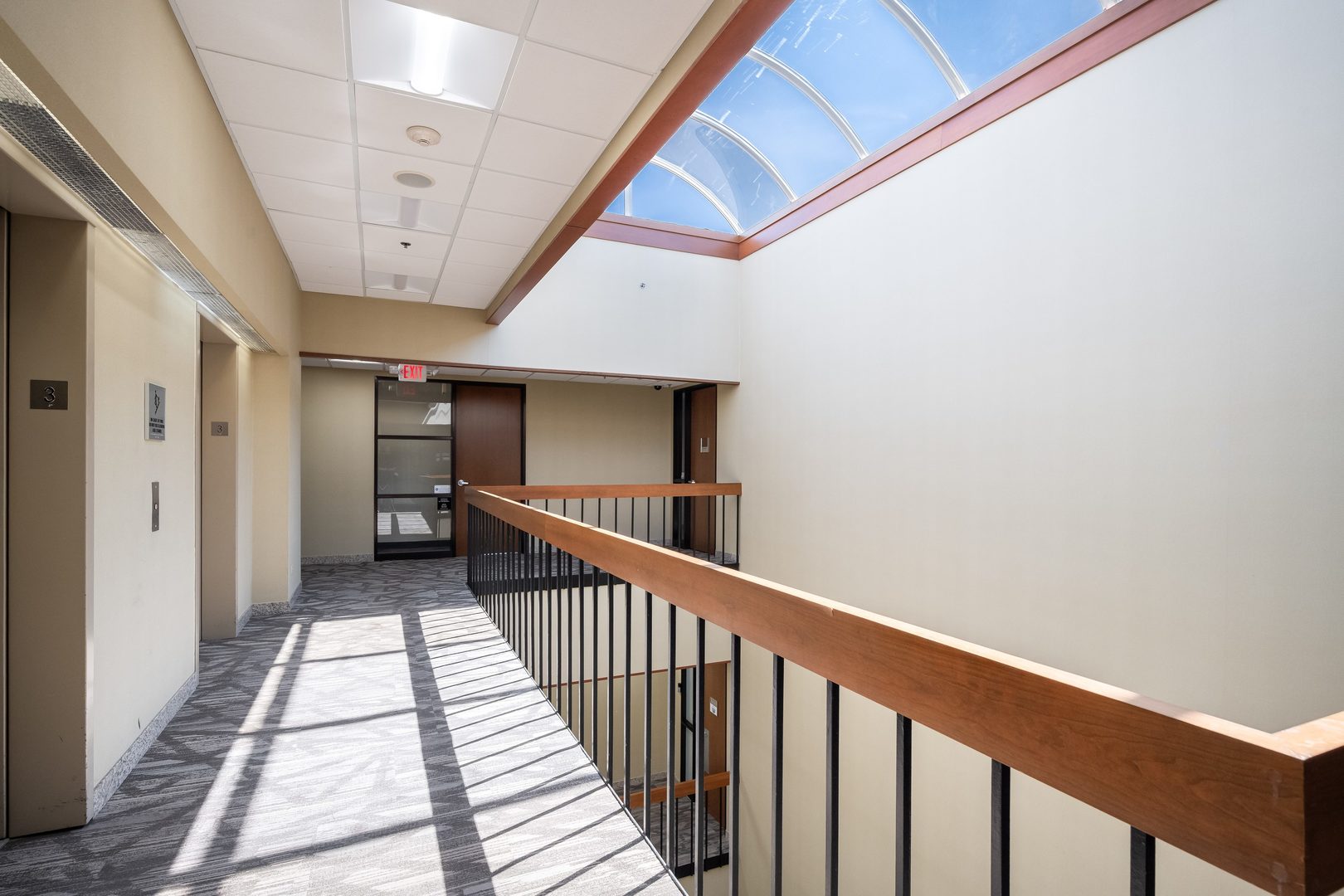 10700 W Higgins Road Unit: 300