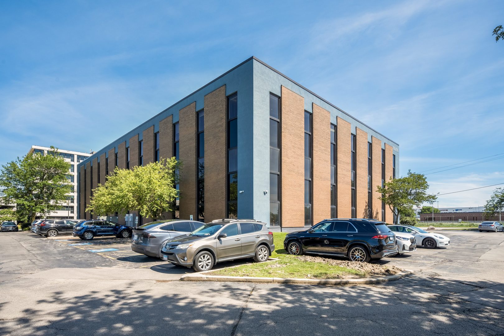 10700 W Higgins Road Unit: 300