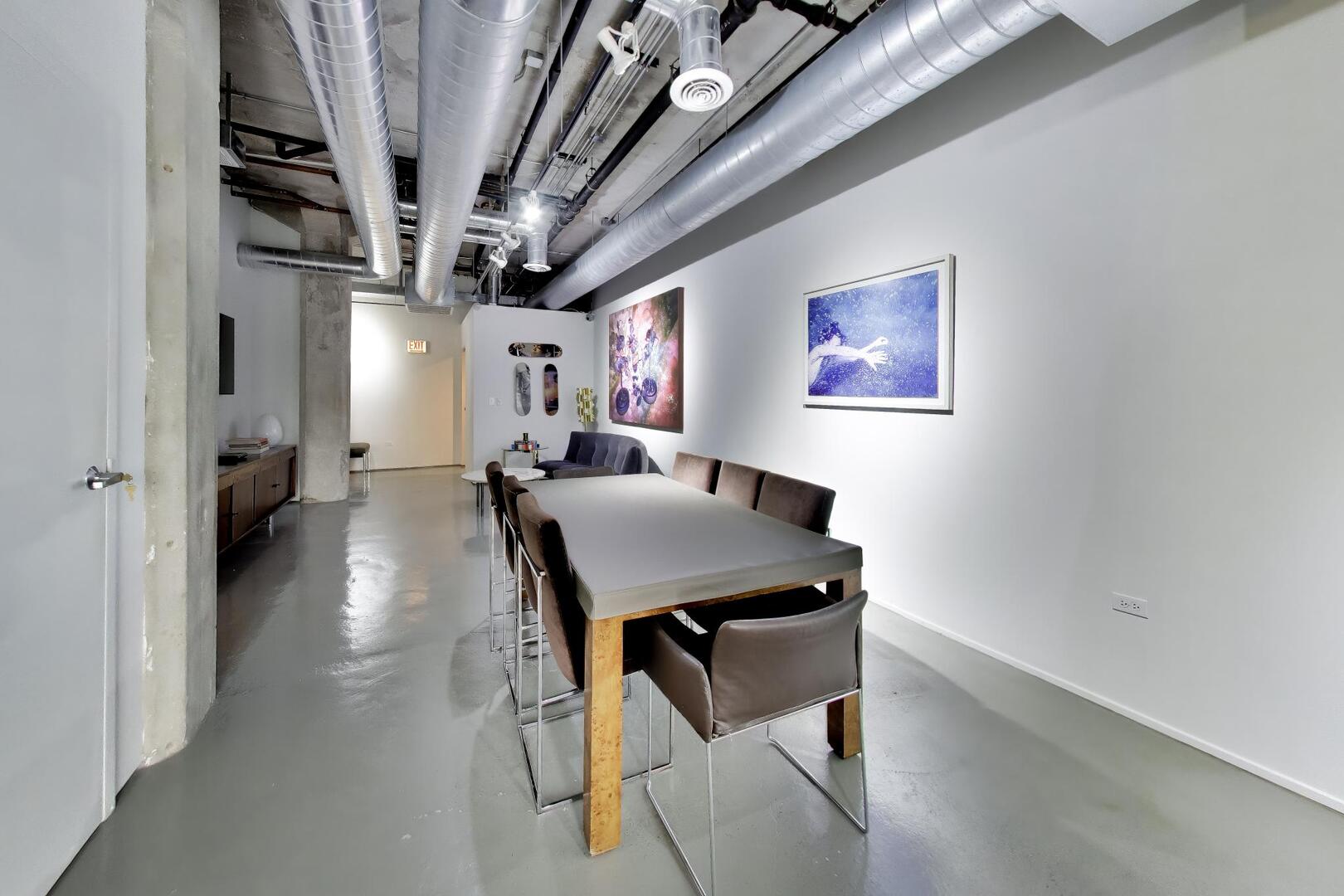 110 N PEORIA Street Unit: 102