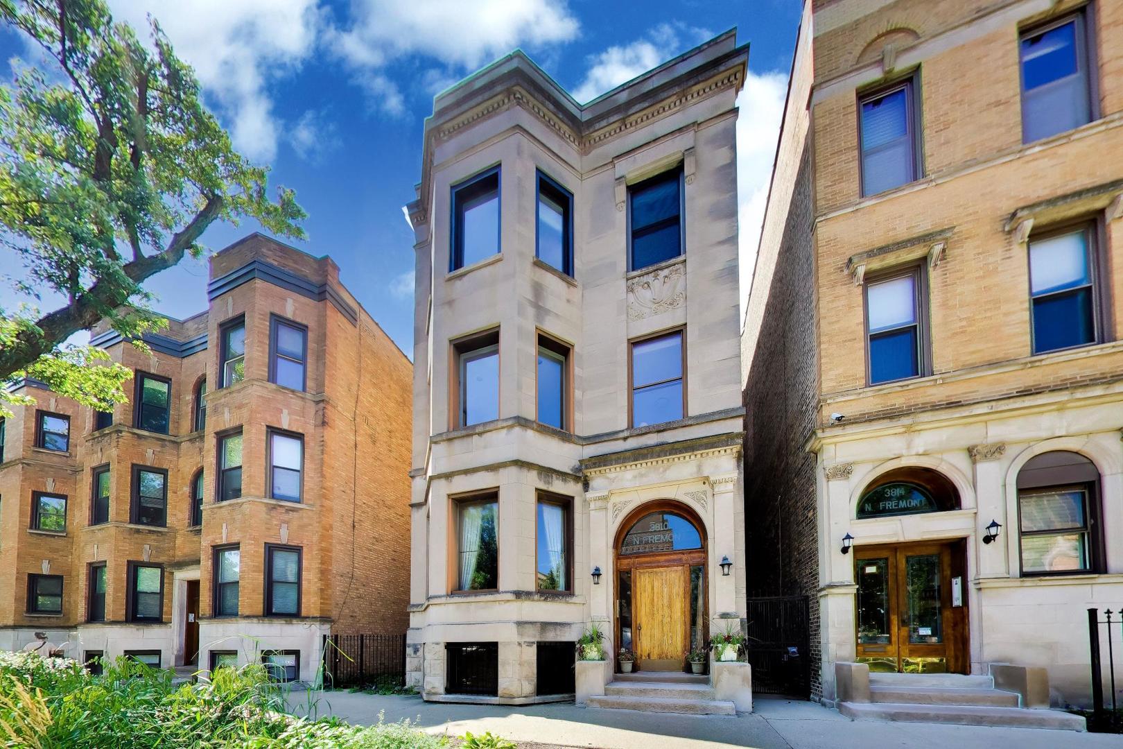 3810 N Fremont Street Unit: 2B