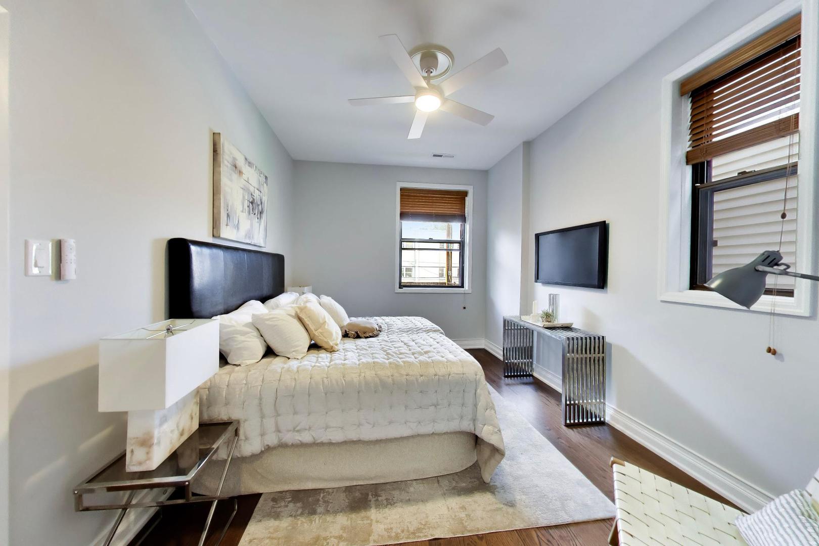 3810 N Fremont Street Unit: 2B