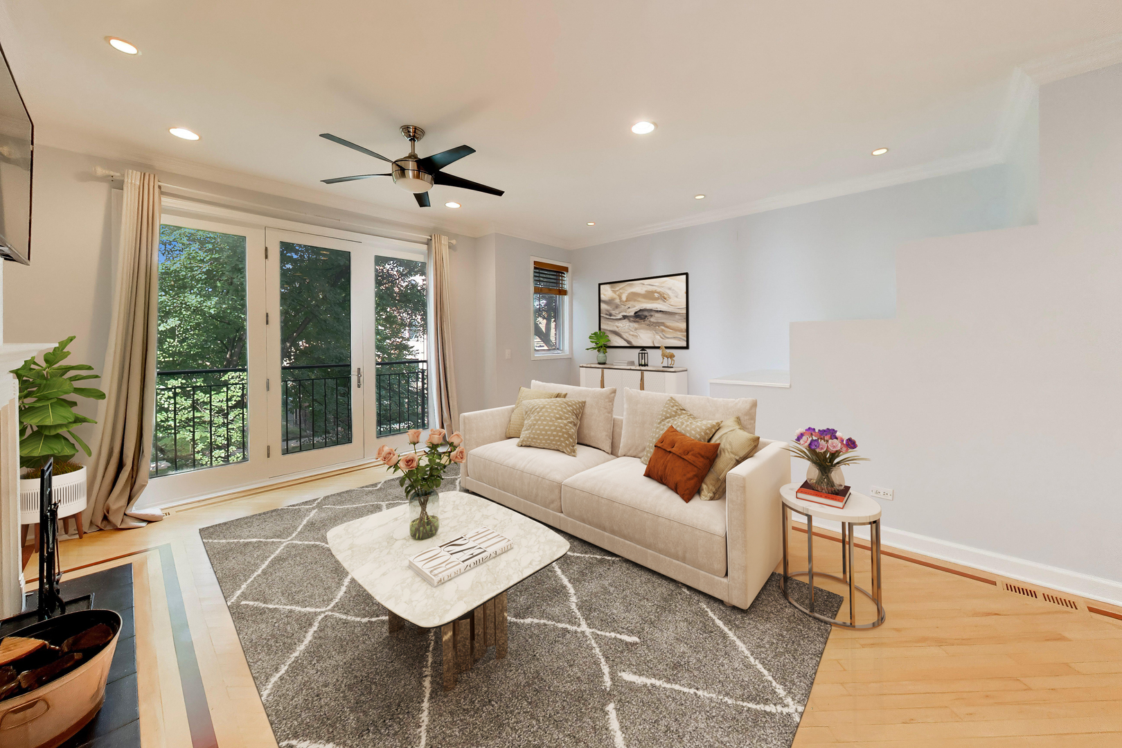 1133 N MOZART Street Unit: 2
