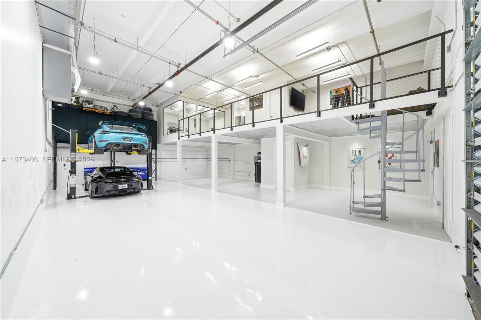 13500 SW 134th Ave # 4A