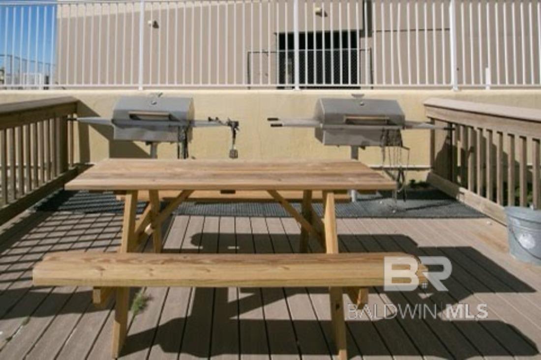 517 E Beach Boulevard 1B