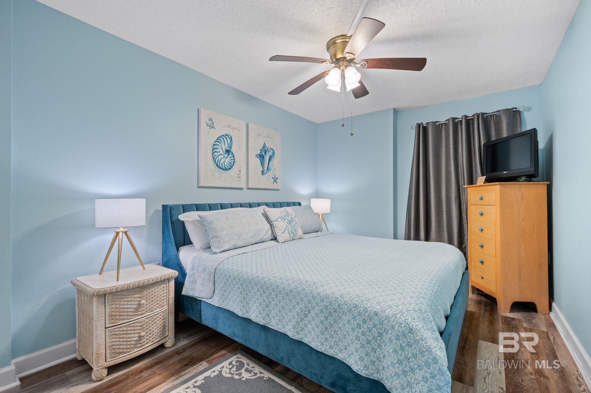 517 E Beach Boulevard 1B