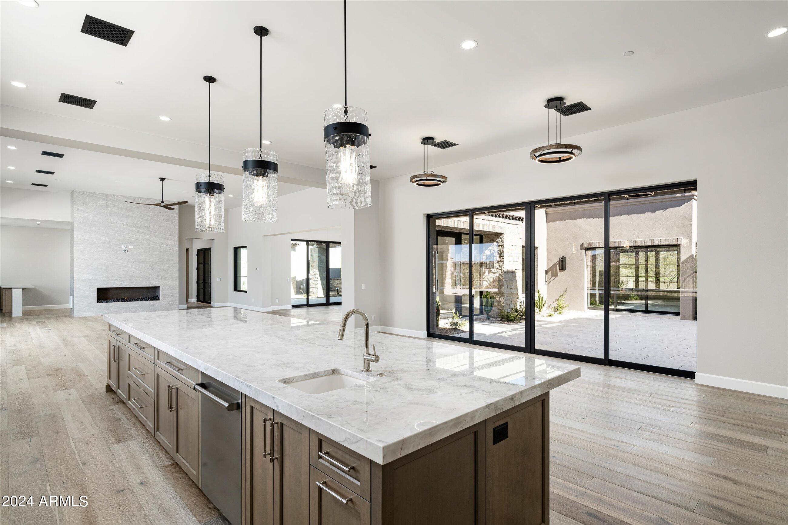11986 E BUCKSKIN Trail