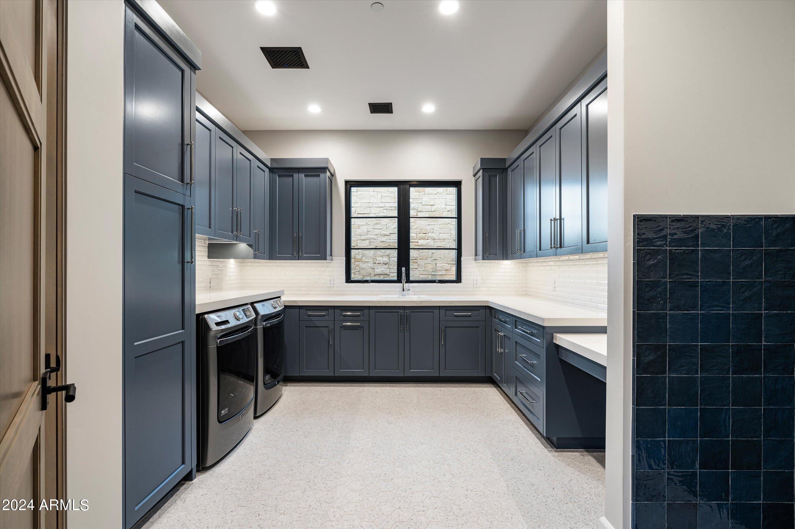 11986 E BUCKSKIN Trail