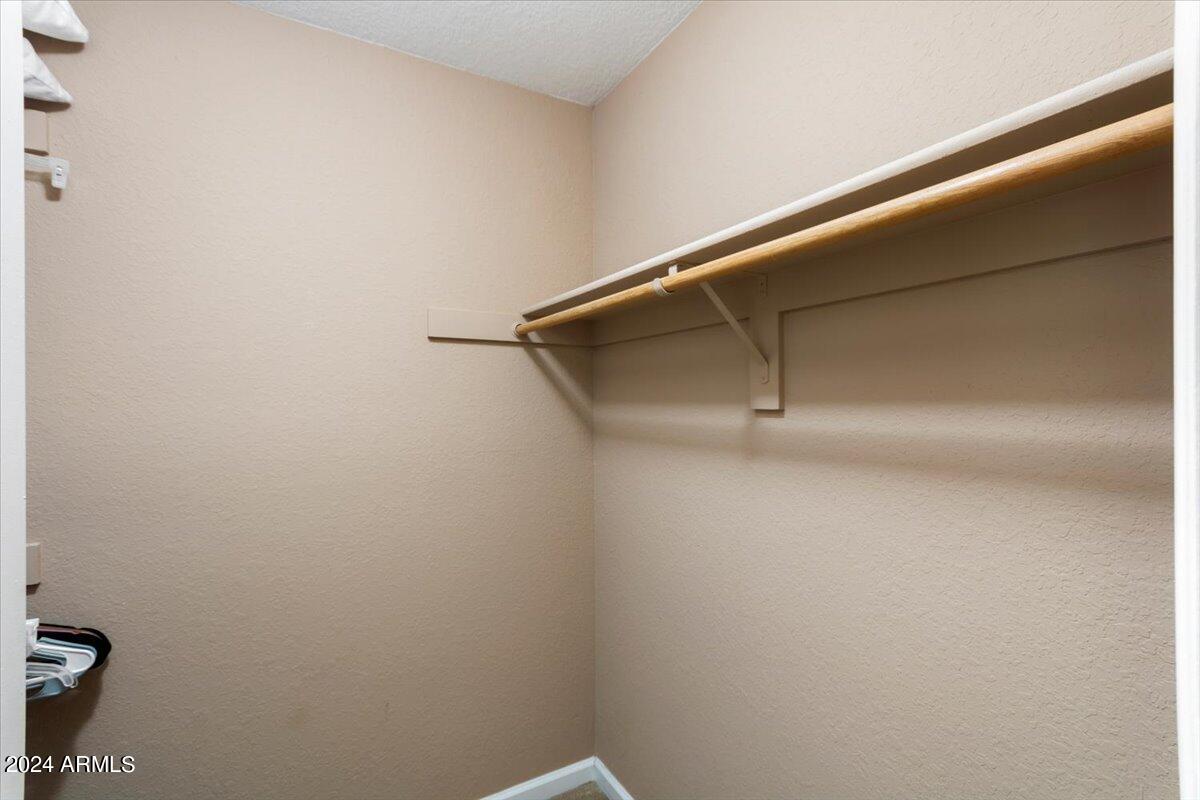 8787 E MOUNTAIN VIEW Road, 1093