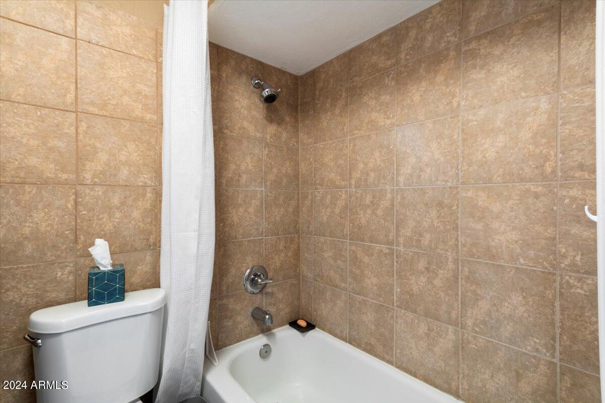 8787 E MOUNTAIN VIEW Road, 1093