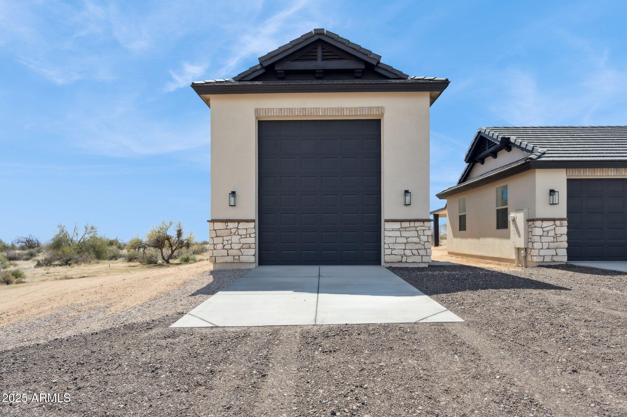 13653 E ALOE VERA Drive